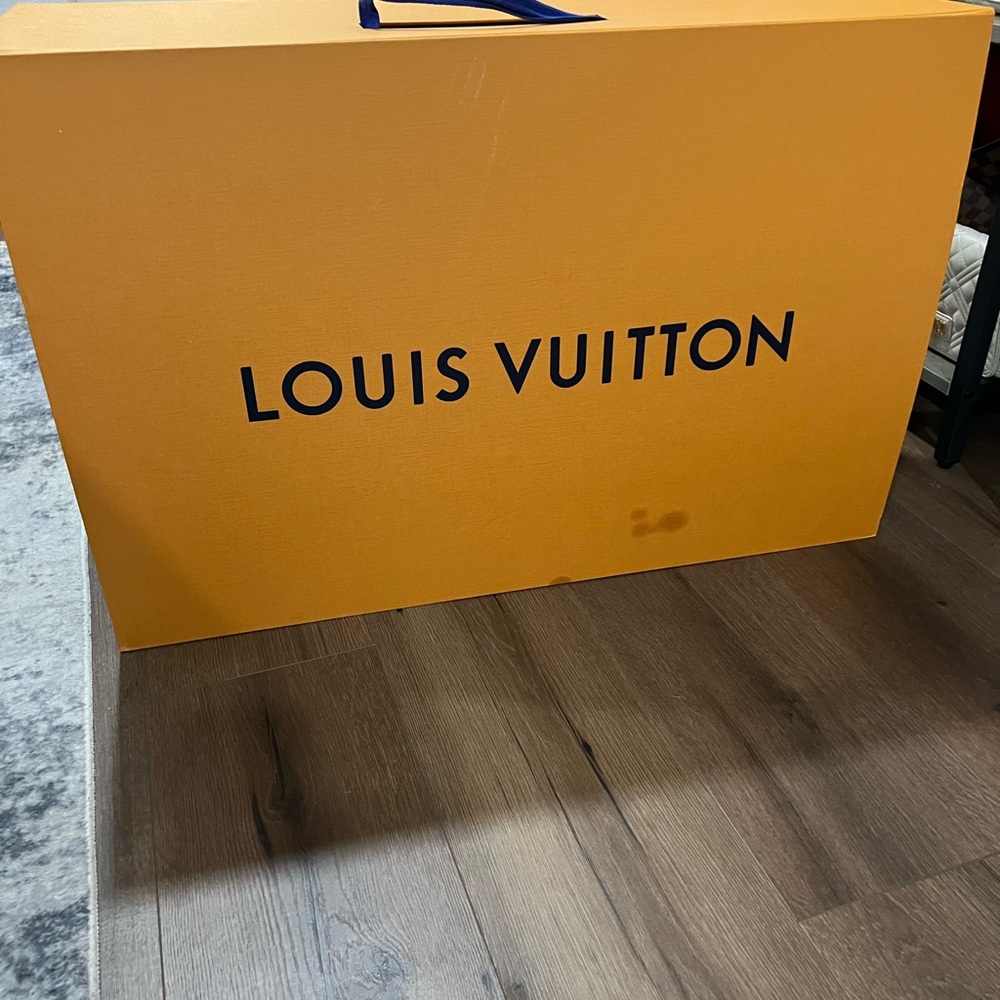 Louis Vuitton Orange Box